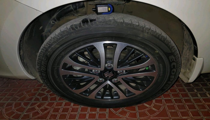 2023 Maruti Ertiga ZXi (O), Petrol, Manual, 41,424 km, tyre