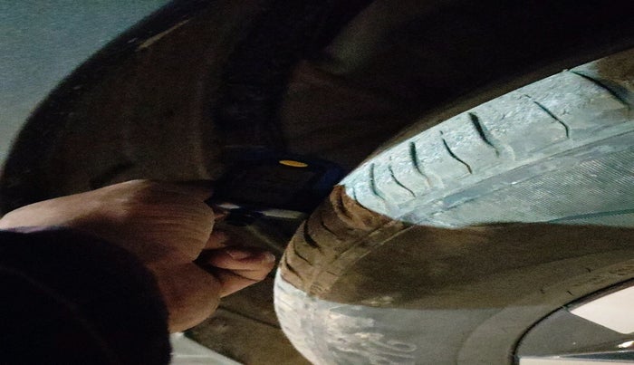 2022 Hyundai VENUE SX 1.5 CRDI, Diesel, Manual, 33,750 km, tyre