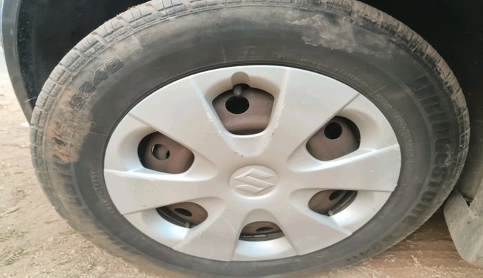 2014 Maruti Ritz VXI, Petrol, Manual, 79,844 km, tyre