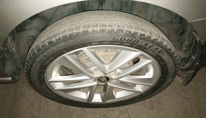 2018 Skoda Rapid STYLE 1.5 TDI AT, Diesel, Automatic, 91,445 km, tyre