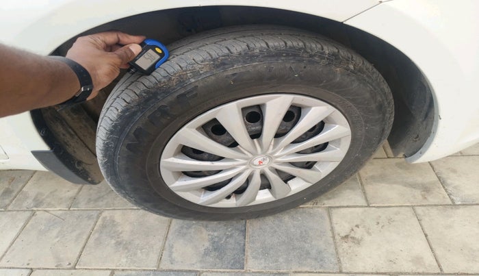 2013 Maruti Swift VDI, Diesel, Manual, 92,286 km, tyre