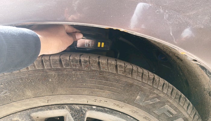 2016 Tata Tiago XZ PETROL, Petrol, Manual, 89,202 km, tyre