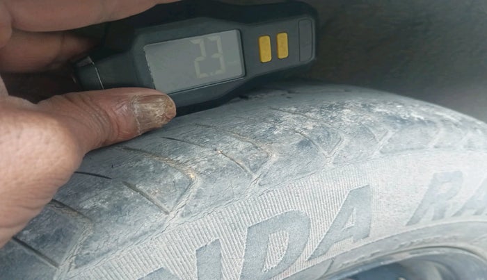 2012 Hyundai i20 SPORTZ 1.2, Petrol, Manual, 63,637 km, tyre