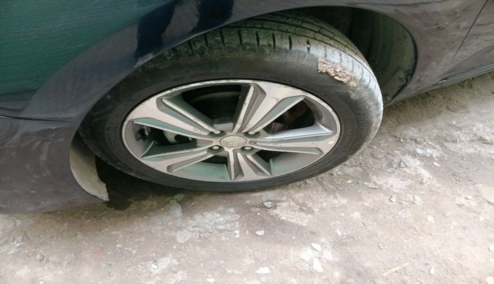 2018 Hyundai Verna 1.6 SX (O) CRDI MT, Diesel, Manual, 1,21,534 km, tyre