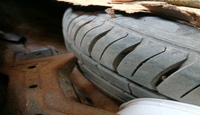 2018 Hyundai Verna 1.6 SX (O) CRDI MT, Diesel, Manual, 1,21,534 km, tyre