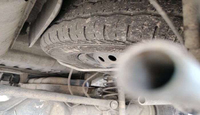 2023 Maruti Eeco 5 STR AC, Petrol, Manual, 24,467 km, tyre