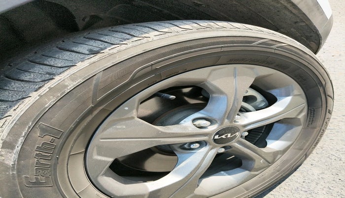 2023 KIA SELTOS HTK PLUS 1.5 DIESEL IMT, Diesel, Manual, 53,983 km, tyre