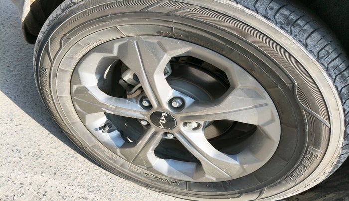 2023 KIA SELTOS HTK PLUS 1.5 DIESEL IMT, Diesel, Manual, 53,983 km, tyre