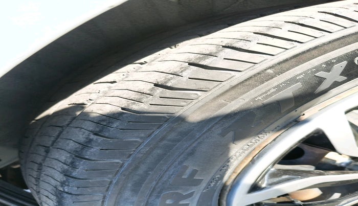 2012 Hyundai i20 MAGNA (O) 1.4 CRDI, Diesel, Manual, 1,15,010 km, tyre