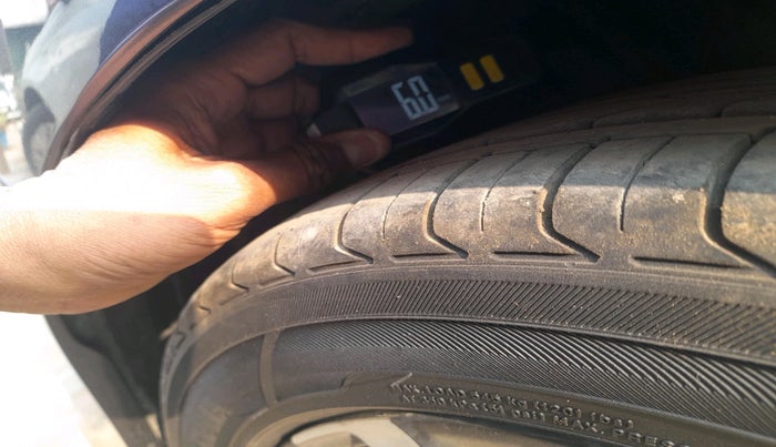 2017 Honda City 1.5L I-VTEC ZX CVT, Petrol, Automatic, 1,01,033 km, tyre