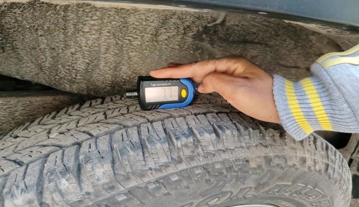 2025 Maruti JIMNY ALPHA ALL GRIP PRO MT, Petrol, Manual, 15,976 km, tyre