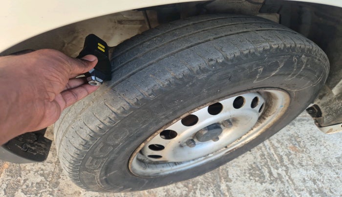 2021 Maruti Swift Dzire TOUR S PETROL, Petrol, Manual, 93,992 km, tyre