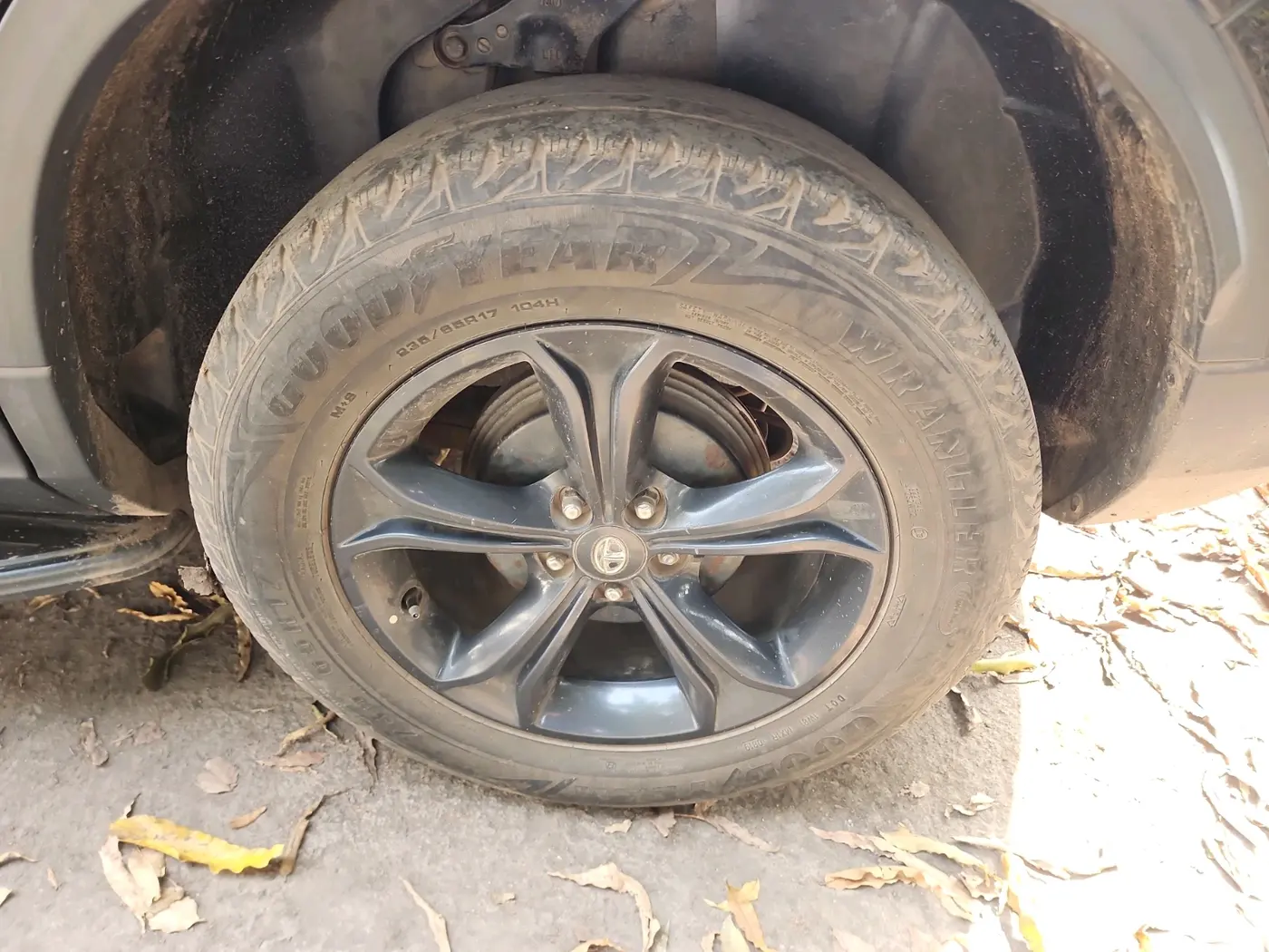 2019 Tata Harrier XZ 2.0L, Diesel, Manual, 62,219 km, tyre