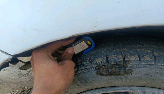 2017 Datsun Go Plus T, Petrol, Manual, 1,10,185 km, tyre