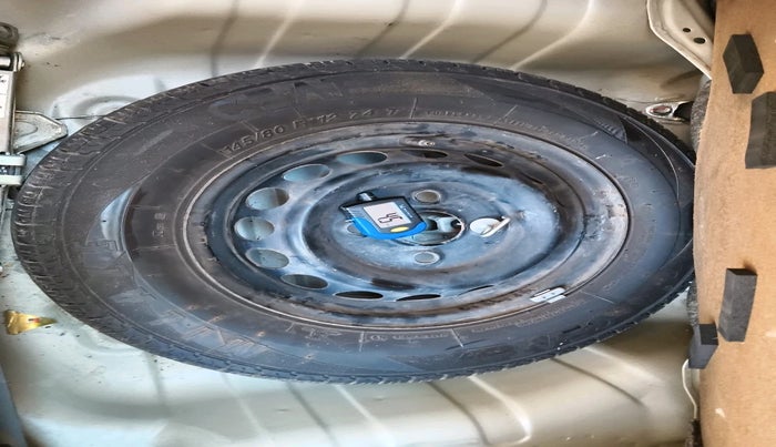 2015 Maruti Alto 800 LXI, Petrol, Manual, 27,085 km, tyre