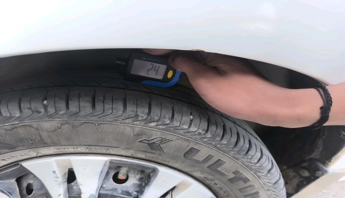 2018 Maruti Alto 800 LXI, Petrol, Manual, 1,20,159 km, tyre