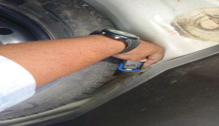 2015 Maruti Swift VXI, Petrol, Manual, 88,327 km, tyre