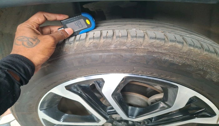 2021 Jeep Compass LIMITED (O) 1.4 PETROL DCT, Petrol, Automatic, 84,261 km, tyre