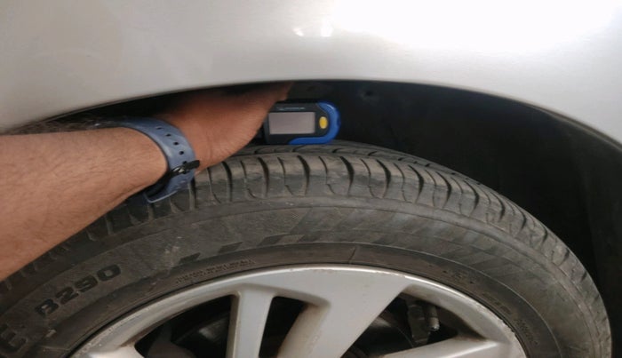 2015 Honda Jazz 1.2L I-VTEC V AT, Petrol, Automatic, 70,802 km, tyre