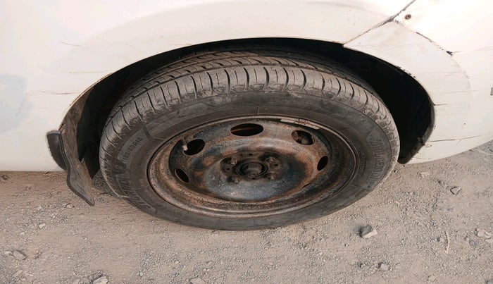 2011 Tata Indica Vista AQUA QUADRAJET, Diesel, Manual, 1,25,712 km, tyre