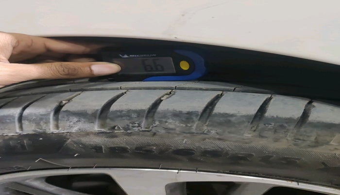 2021 Ford New Figo TITANIUM 1.2 PETROL AT, Petrol, Automatic, 66,405 km, tyre