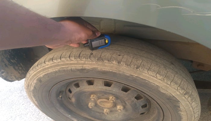 2012 Mahindra Quanto C6, Diesel, Manual, 2,08,900 km, tyre