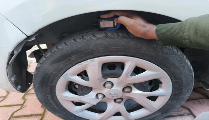 2017 Hyundai Grand i10 MAGNA 1.2 KAPPA VTVT, Petrol, Manual, 77,736 km, tyre