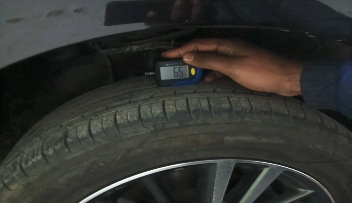 2019 Toyota Corolla Altis VL CVT PETROL, Petrol, Automatic, 49,027 km, tyre