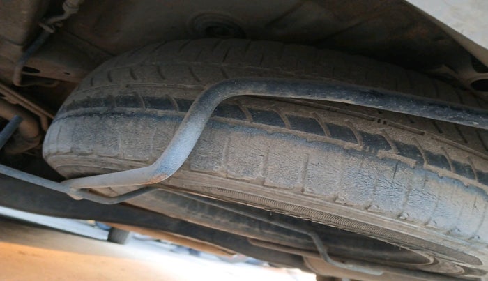 2022 Maruti Ertiga VXI CNG, Petrol, Manual, 41,178 km, tyre