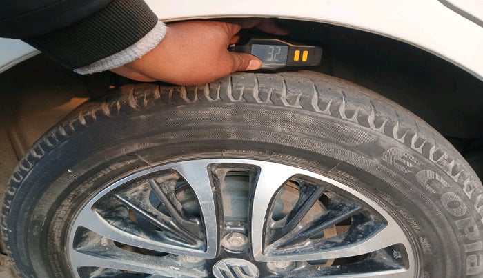 2022 Maruti Ertiga VXI CNG, Petrol, Manual, 41,178 km, tyre