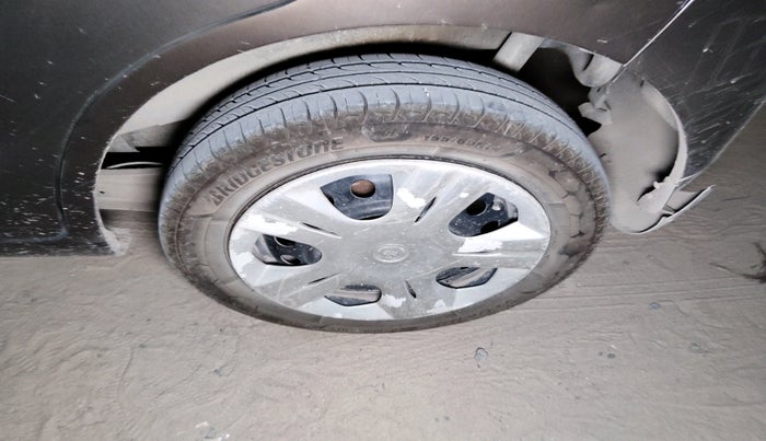 2018 Maruti Wagon R 1.0 VXI (O) AMT, Petrol, Automatic, 35,707 km, tyre