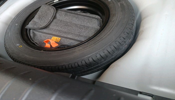 2024 Hyundai NEW I20 Sportz (O) 1.2 IVT, Petrol, Automatic, 18,000 km, tyre