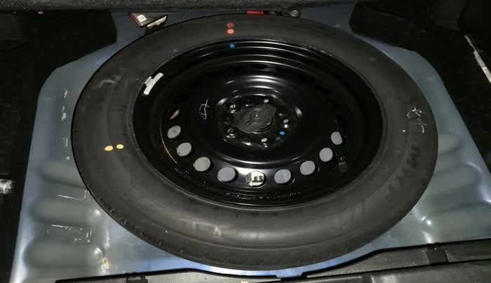 2022 Maruti BREZZA ZXI SMART HYBRID , Petrol, Manual, 35,107 km, tyre