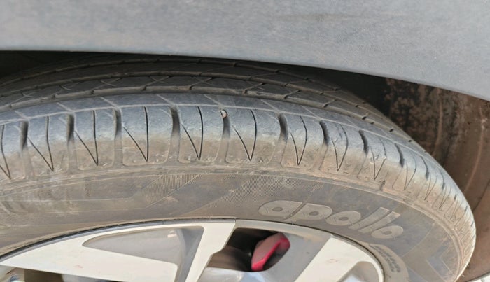 2020 KIA SONET GTX PLUS 1.5 AT, Diesel, Automatic, 1,15,511 km, tyre