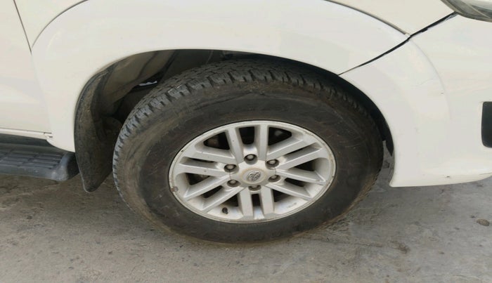 2012 Toyota Fortuner 3.0 4X2 MT, Diesel, Manual, 2,65,583 km, tyre