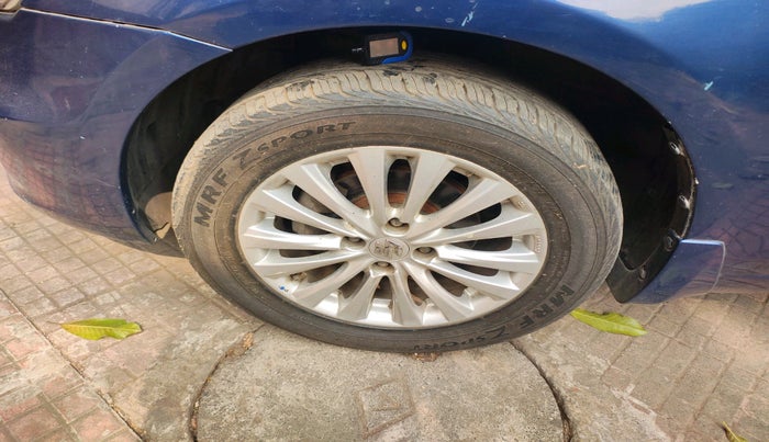 2017 Maruti Ciaz ZXI AT, Petrol, Automatic, 1,65,711 km, tyre