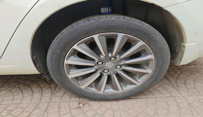 2022 Maruti Ciaz ALPHA  AT 1.5 SHVS PETROL, Petrol, Automatic, 16,249 km, tyre