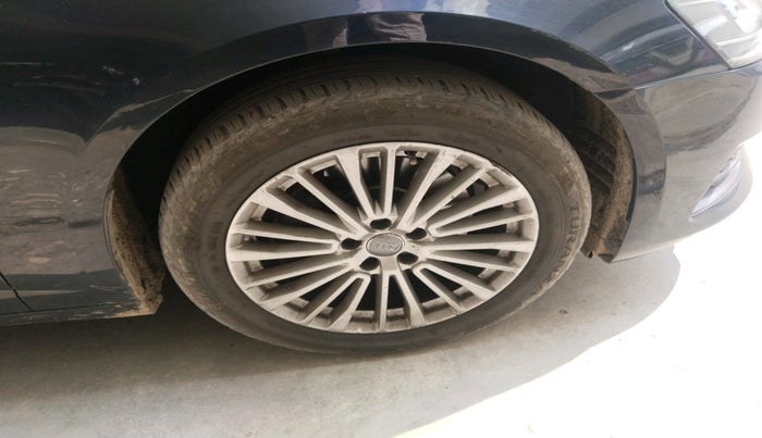 2020 Audi A6 45 TFSI TECHNOLOGY, Petrol, Automatic, 62,938 km, tyre