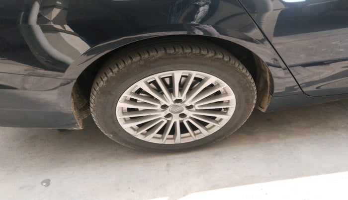 2020 Audi A6 45 TFSI TECHNOLOGY, Petrol, Automatic, 62,938 km, tyre