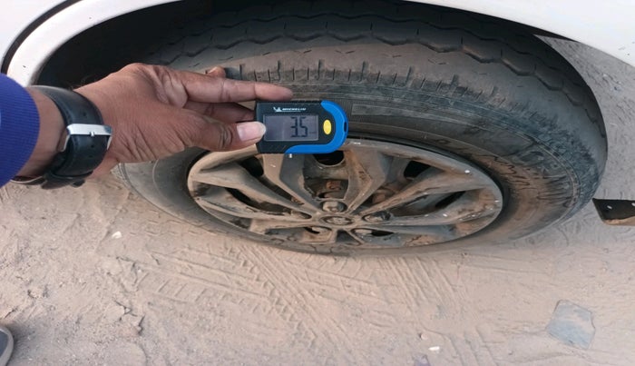 2019 Maruti Eeco 5 STR WITH A/C+HTR, CNG, Manual, 97,483 km, tyre