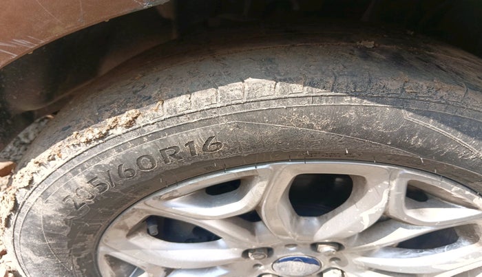 2017 Ford Ecosport TITANIUM 1.5L DIESEL, Diesel, Manual, 95,855 km, tyre