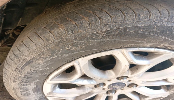 2017 Ford Ecosport TITANIUM 1.5L DIESEL, Diesel, Manual, 95,855 km, tyre