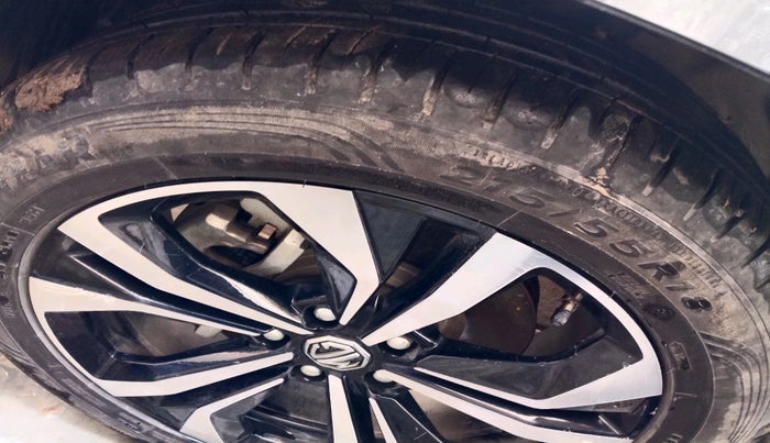 2023 MG HECTOR SHARP PRO 1.5 TURBO MT PETROL, Petrol, Manual, 7,320 km, tyre