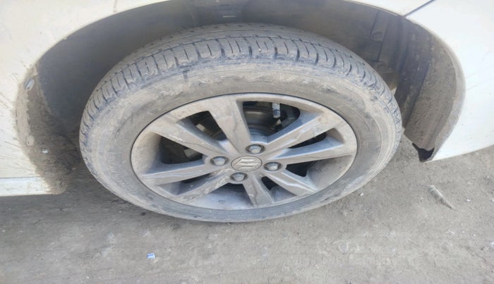 2017 Maruti Wagon R 1.0 VXI+, Petrol, Manual, 92,564 km, tyre