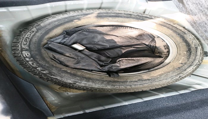 2021 Tata ALTROZ XE PETROL, Petrol, Manual, 49,738 km, tyre