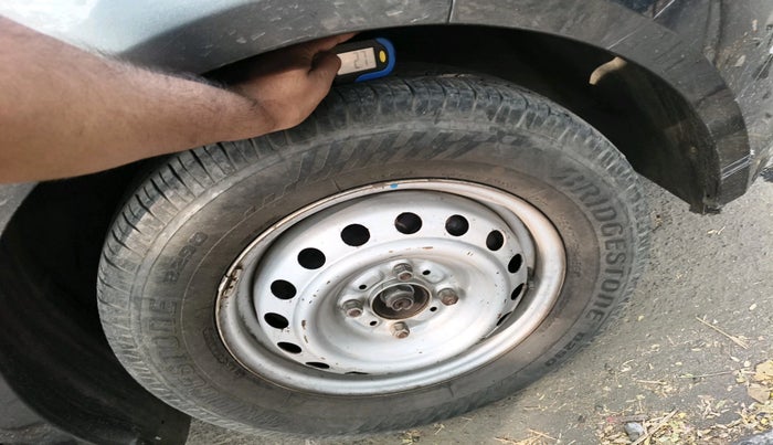 2021 Tata ALTROZ XE PETROL, Petrol, Manual, 49,738 km, tyre