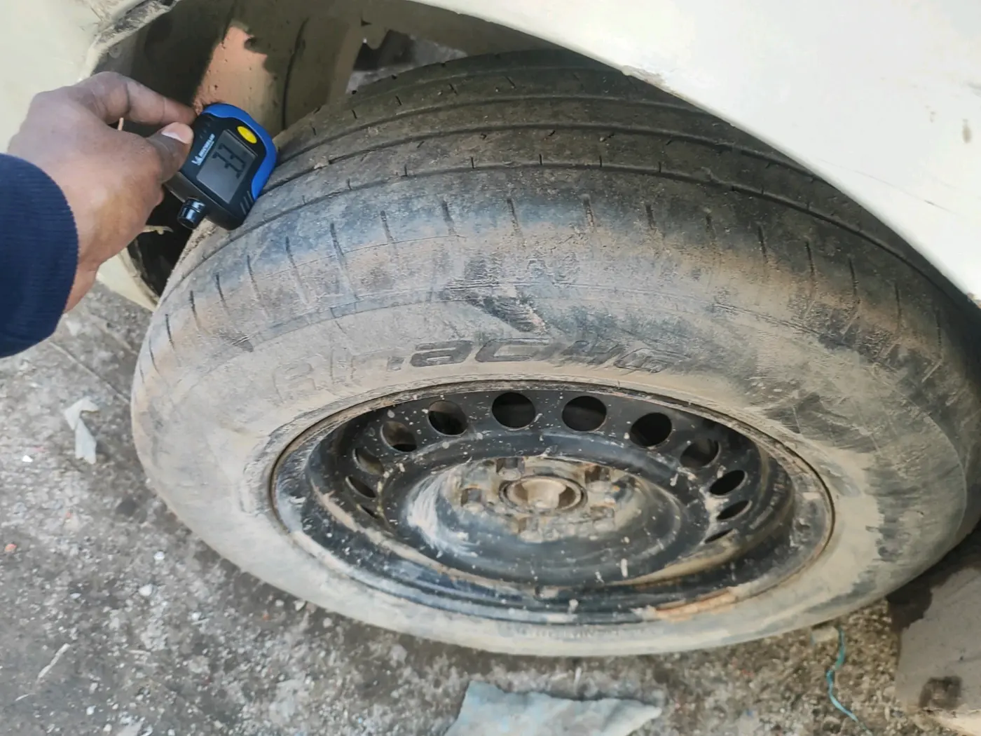 2020 Maruti Ertiga VXI CNG, CNG, Manual, 1,02,810 km, tyre