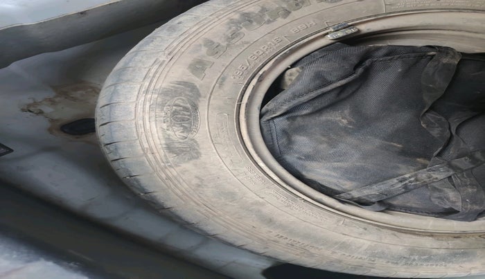 2021 Tata NEXON XM PETROL, Petrol, Manual, 34,021 km, tyre