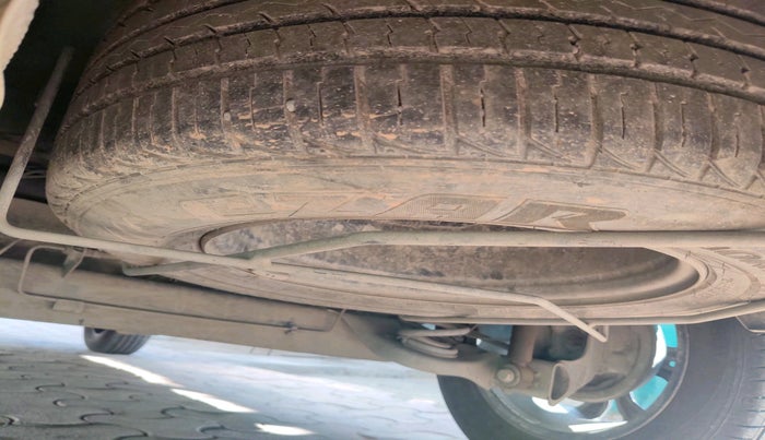 2017 Nissan Terrano XV D THP PREMIUM 110 PS, Diesel, Manual, 99,314 km, tyre