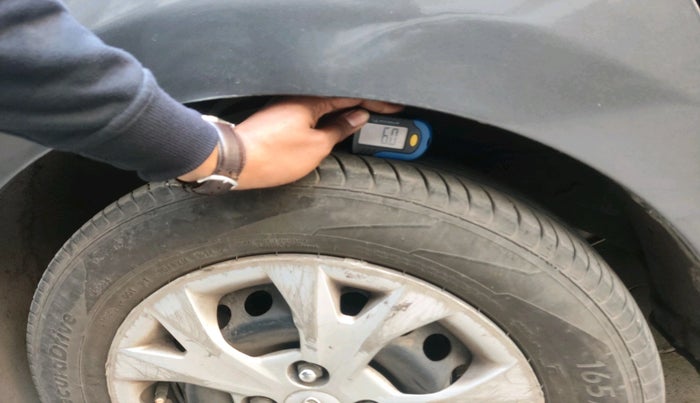 2016 Hyundai Grand i10 MAGNA 1.2 KAPPA VTVT, Petrol, Manual, 1,27,891 km, tyre